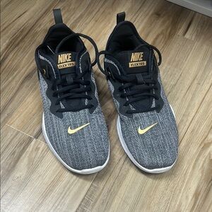 Nike Black and Gray Flex TR9 Athletic Shoes